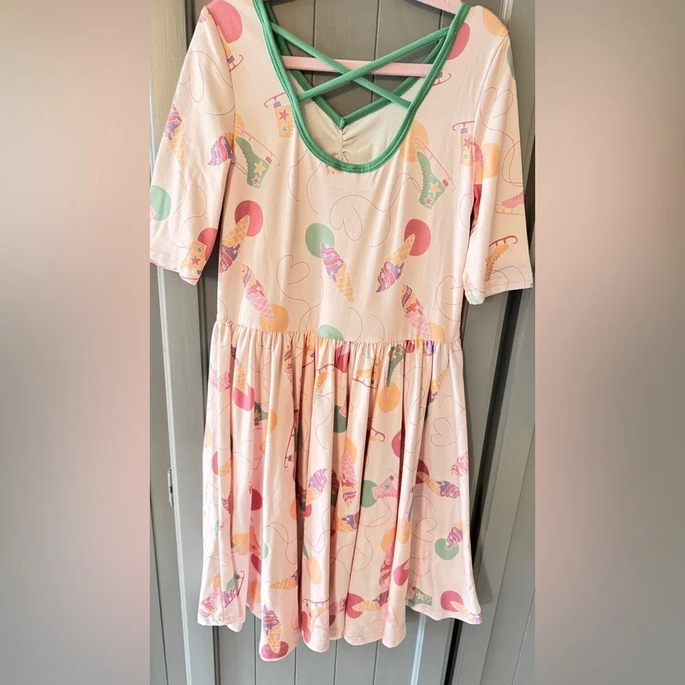 Dot Dot Smile Pink and Green‎ Skates Empire Twirl Ballerina Style Dress Sz 8/10